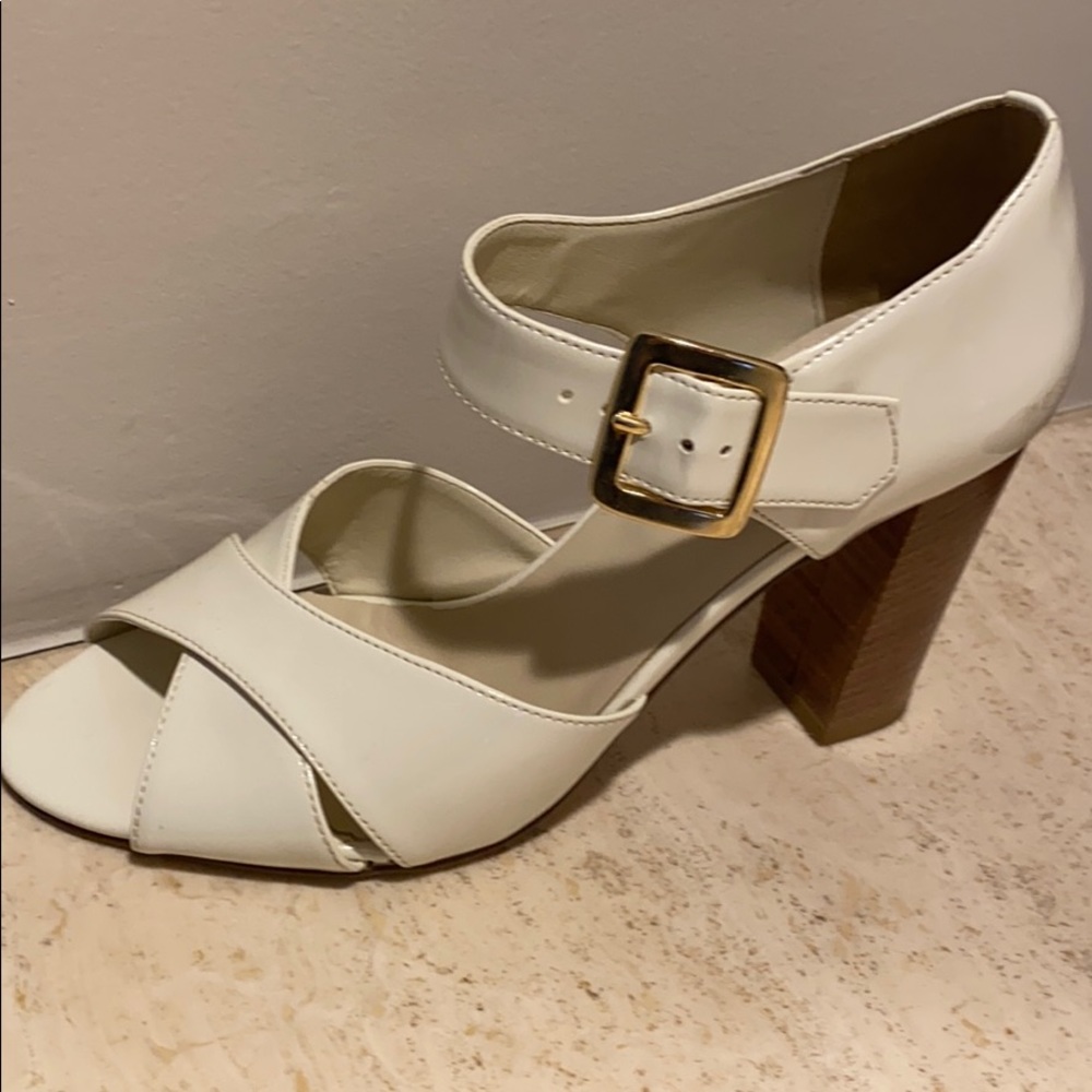 White patent leather sandals by dee keller